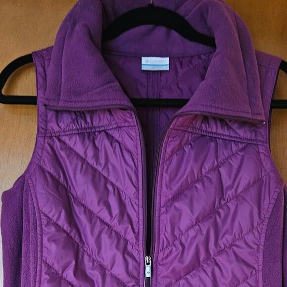 Columbia Vest - Picture 1 of 4